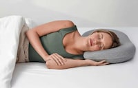 Adaptive Ergonomic Bed Pillows