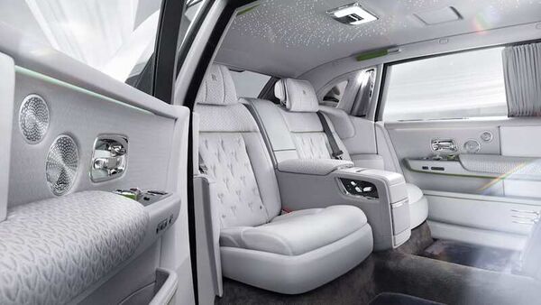Style-Refined Luxury Sedans