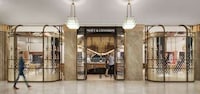 Highly-Decadent Champagne Bars Image 1