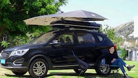 Car Roof Luggage Holder Image 1
