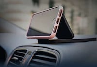 Flexible Magnetic Car Chargers Image 1