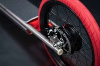 Limited-Edition Electric Kick Bikes Image 8