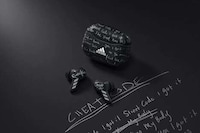 Rapper-Designed Earbuds Image 3