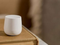 Ultra-Compact Wireless Speakers Image 3