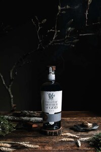 Locally Made Smoked Gin Image 2