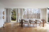 Paired-Back Modernist Interiors Image 2