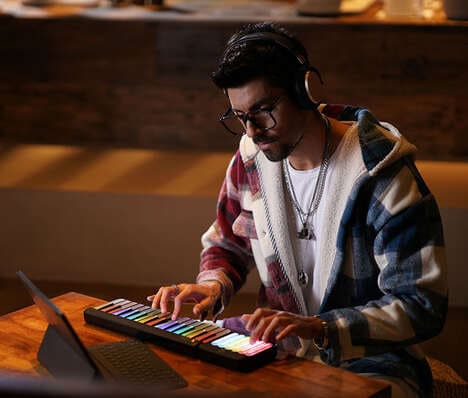 Mini Illuminated Digital Pianos