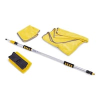 Oversized Car-Drying Towels Image 4