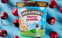 Crumbly Cherry Ice Creams