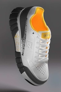 3D Metaverse Sneakers Image 3