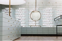 Modern Chic Eyewear Stores Image 3