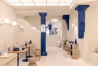 Blue-Accented Greek Restaurant Interiors Image 2