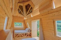 Apiary-Integrated Cabin Designs Image 2