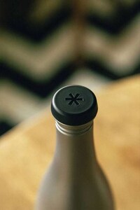 Lightweight Outdoor Sake Bottles Image 3