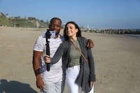Magnetic Mobile Device Tripods Image 4