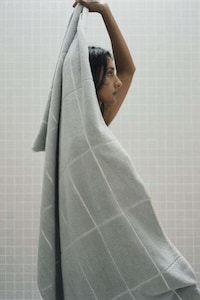 Elegant Organic Bath Towels Image 4