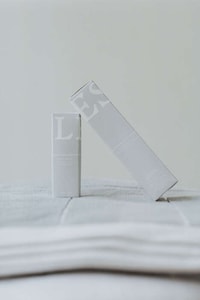 Elegant Organic Bath Towels Image 5