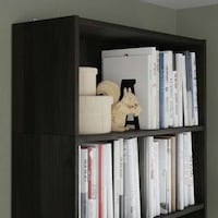 Sustainably Reinvented Bookcases Image 2