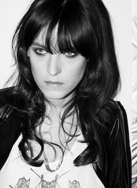 Monochromatic Boudoir Shoots Image 8