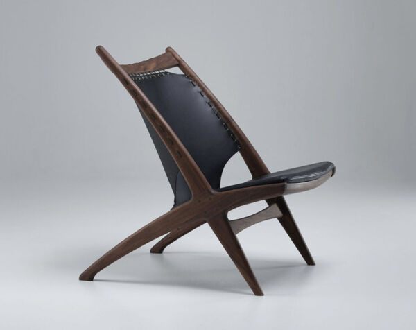 Slick Futuristic Chair Design