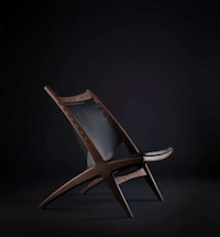 Slick Futuristic Chair Design Image 3