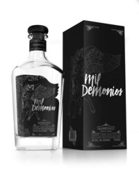 Licorice-Flavored Spanish Liqueurs Image 1
