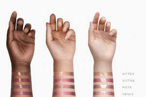 Hydrating Lip Glazes