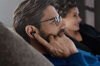 Audio-Focusing TV Earbuds Image 4