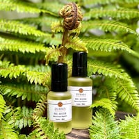 Natural Outdoor Bug Repellents Image 1