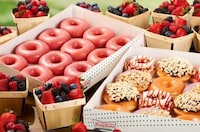 Summery Mixed Berry Donuts Image 2