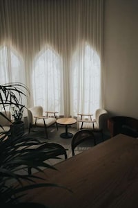 Holistic Wellness Cafés Image 7