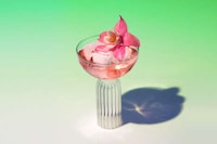 Euphoric Booze-Free Beverages Image 4