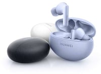 Low-Latency Performance Earbuds Image 1