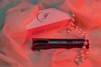 Cord-Free Hair Curler Tools Image 2