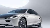 Futuristic Solar-Powered Vehicles Image 3