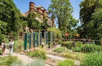 Energy-Generating Park Sculptures Image 3