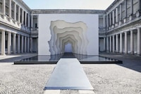 Monochromatic Sculptural Gateways Image 2