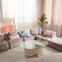 Summer-Ready Home Decor Image 5