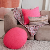 Summer-Ready Home Decor Image 6