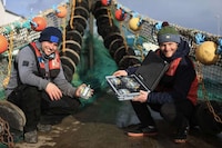 Fish-Attracting Net Lights Image 8