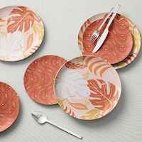 Customizable Summer Home D&eacute;cor Image 1