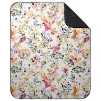 Customizable Summer Home D&eacute;cor Image 5