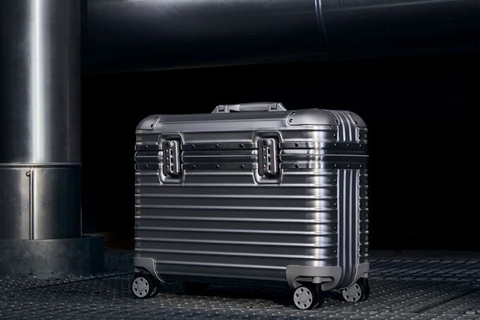 Modernized Luxury Pilot Suitcases