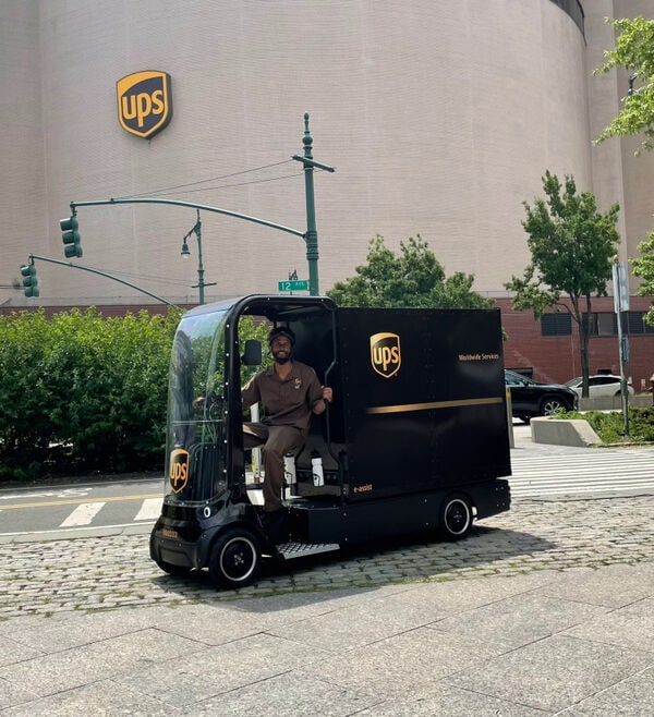 Electric Four-Wheel Delivery Vehicles