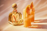 Beach Cocktail Pop-Up Events Image 2