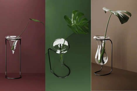 Minimalist Illusory Vases