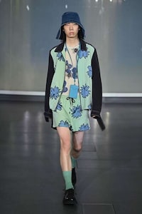 Symbolic Contemporary Fashion Collections Image 2