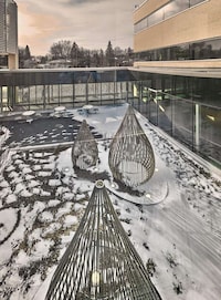 Raindrop-Inspired Hospital Installations Image 3