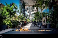 Tropical Toronto Summer Restaurants Image 2