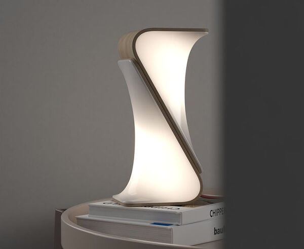 Customizable Magnetic Lamp Designs Image 2